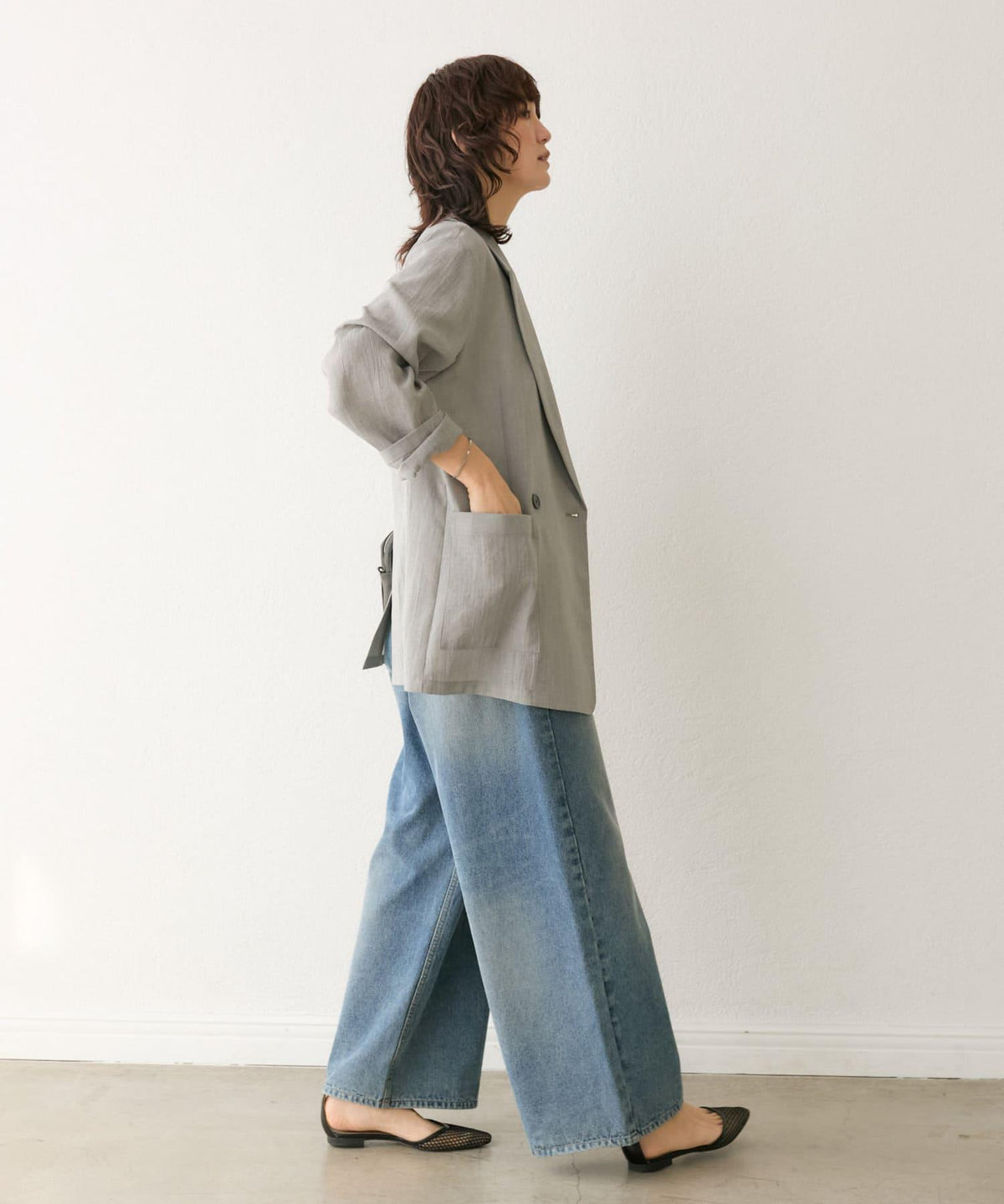 249474772