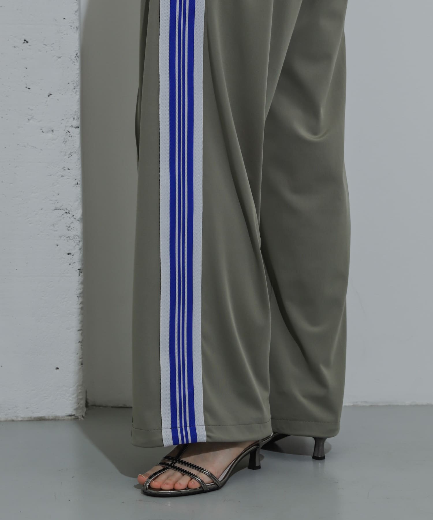 130982135