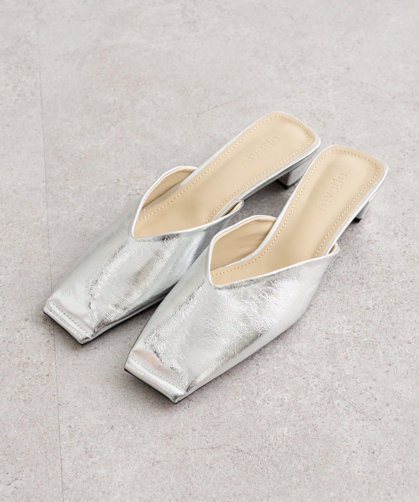 170437005
