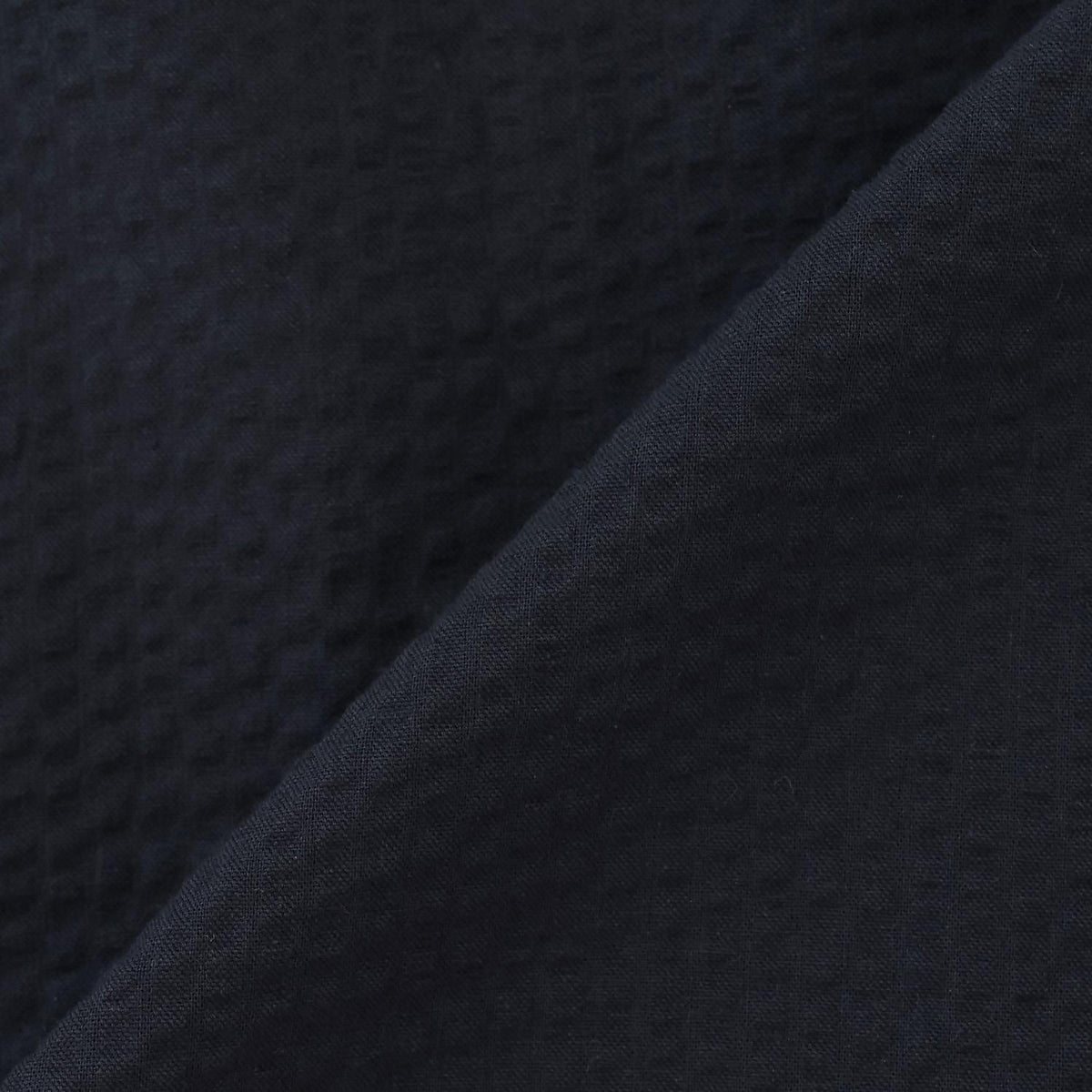 289487618