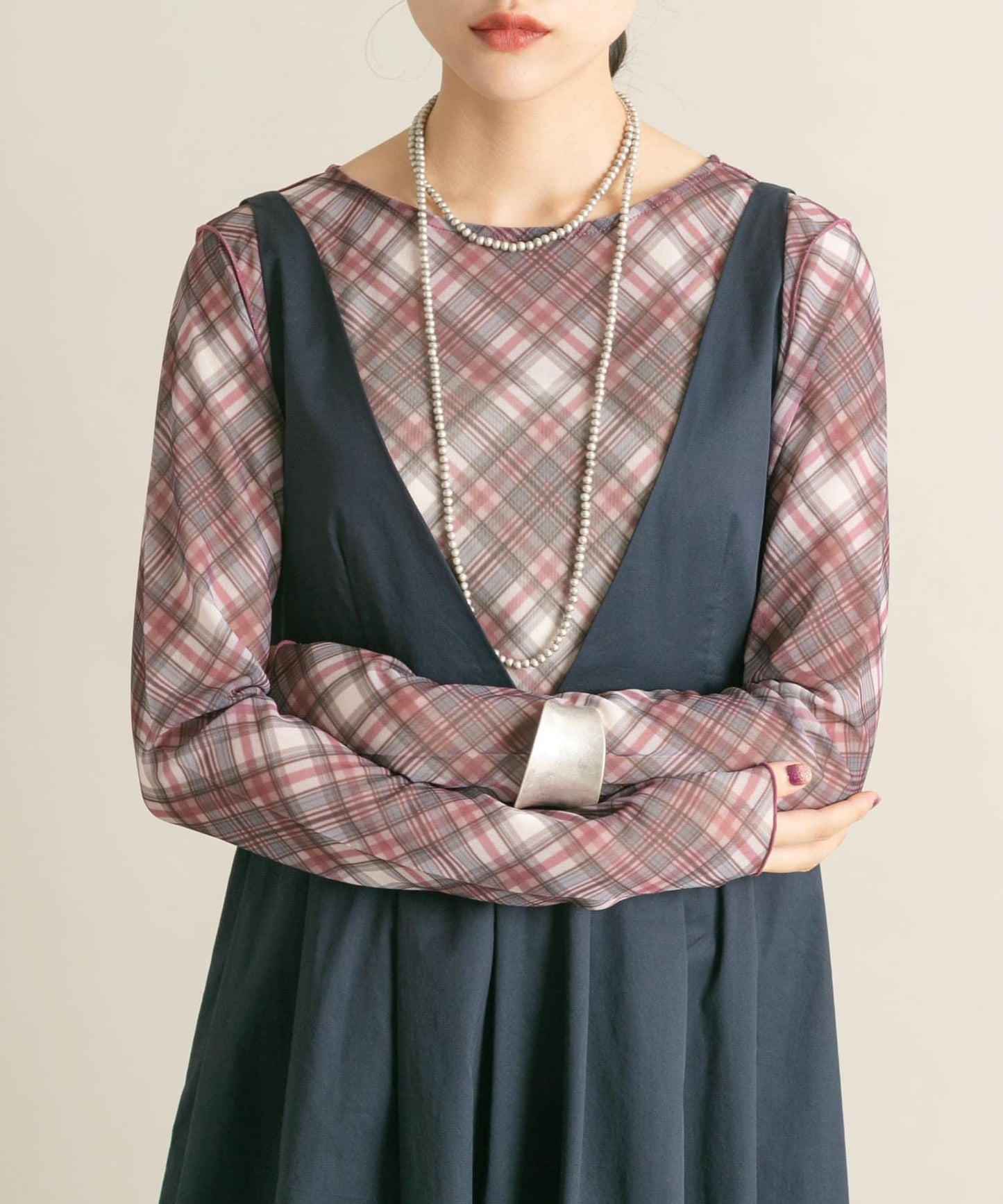 141081874