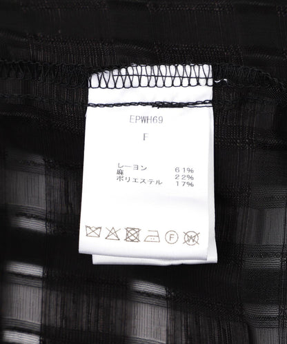 157082279