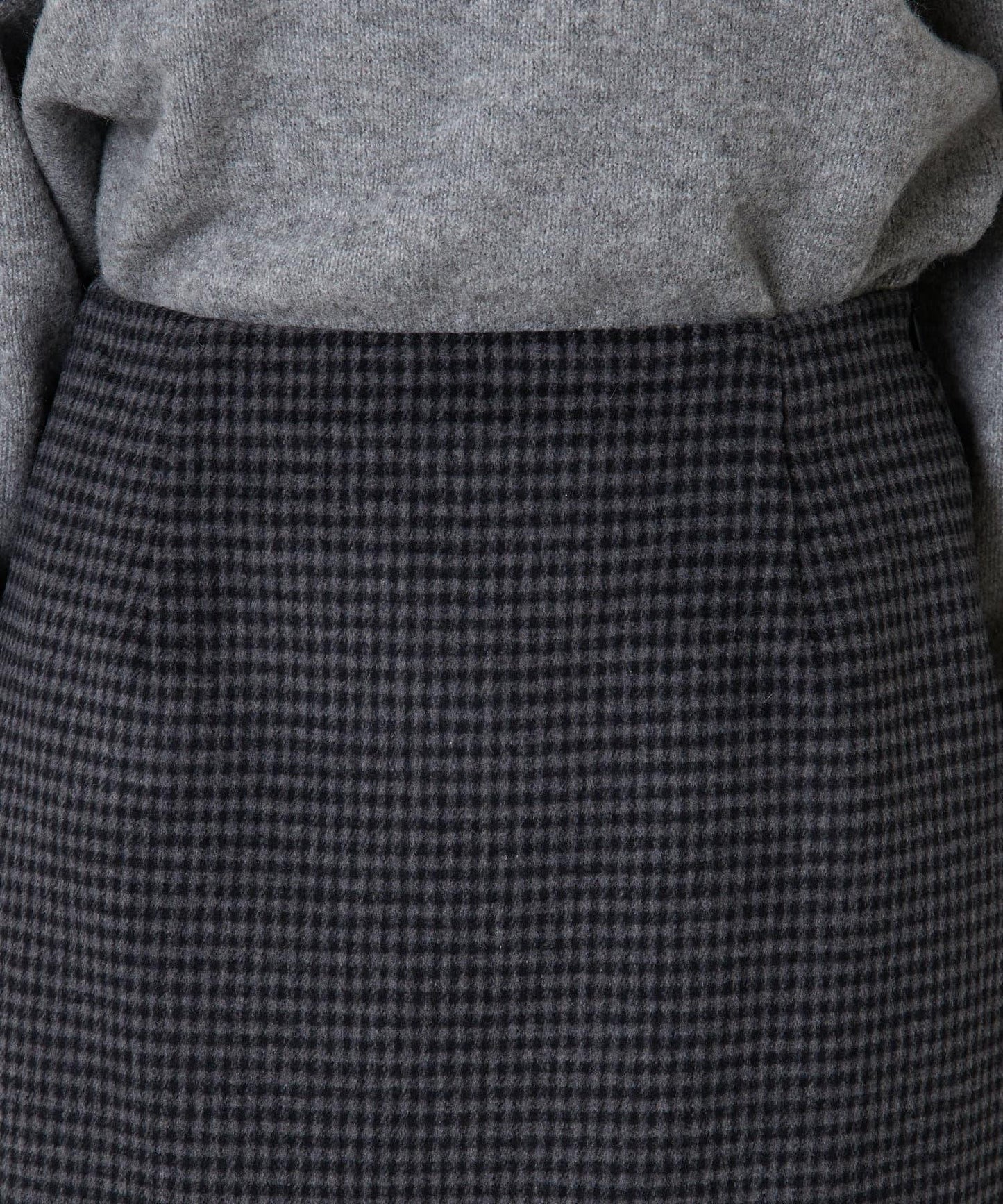 140774279