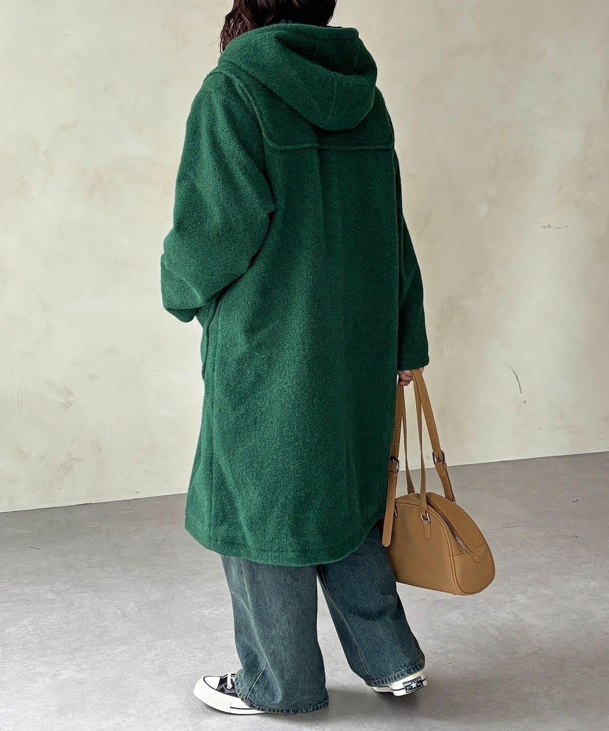 268618694