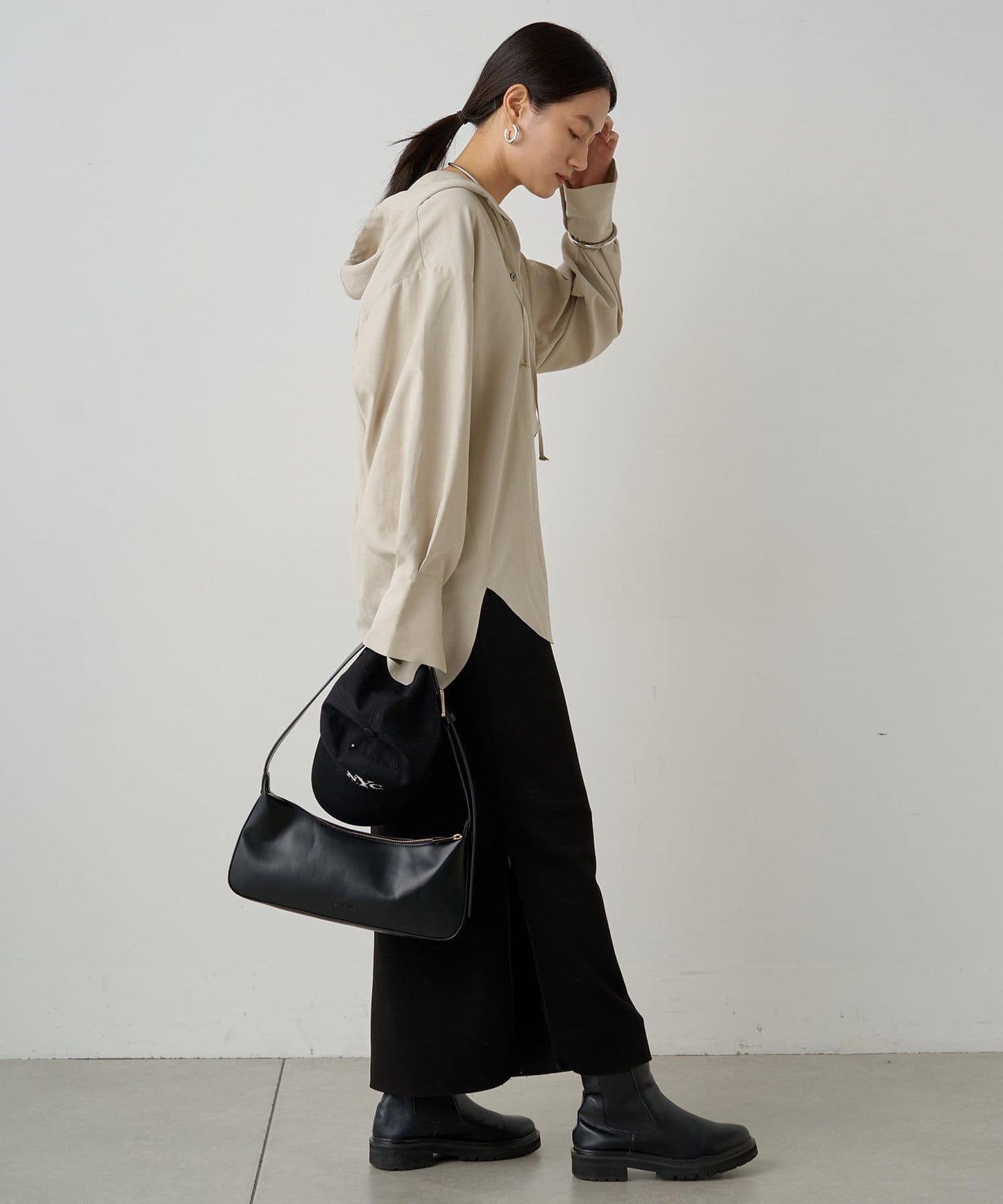 140780025