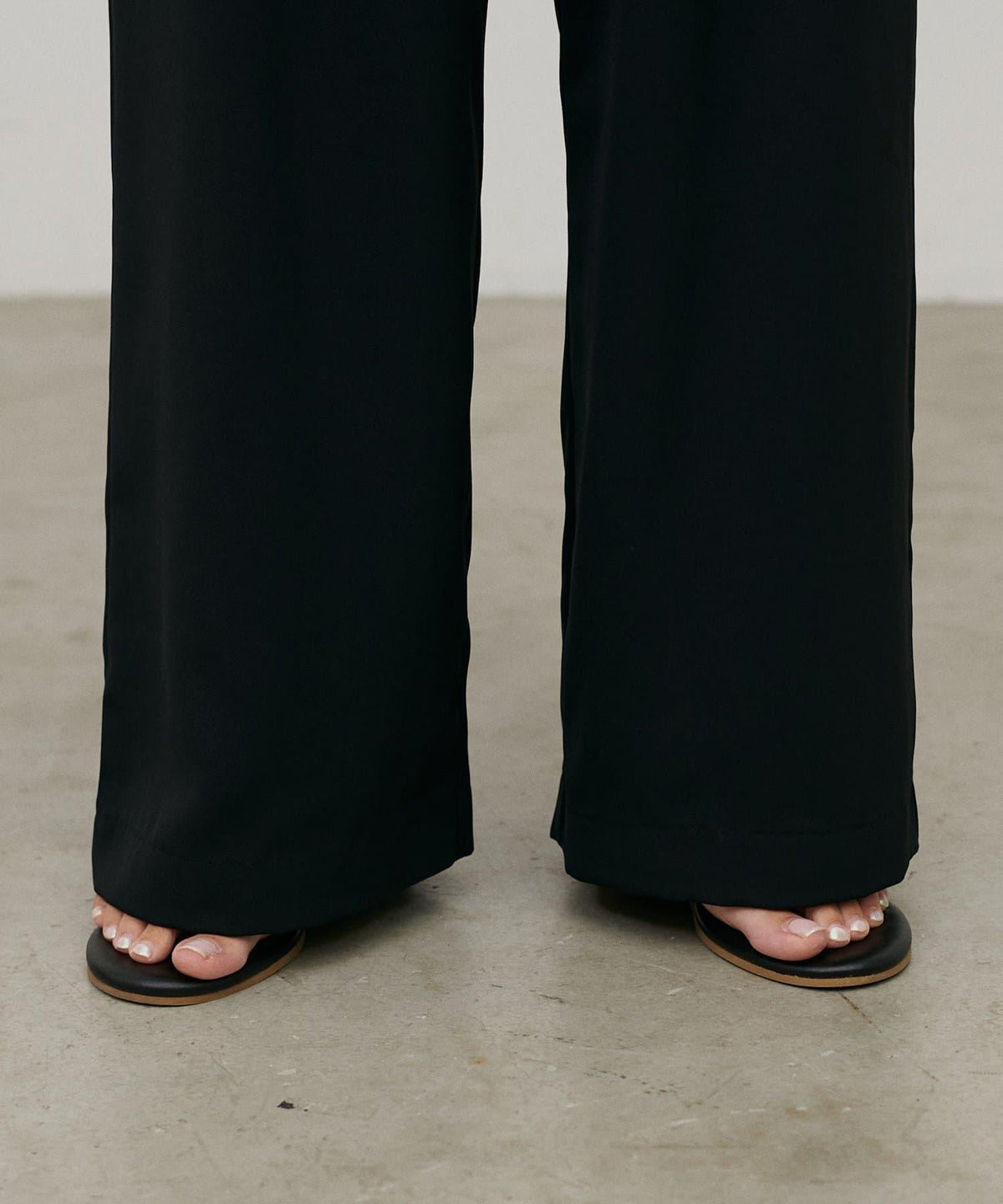 173645275
