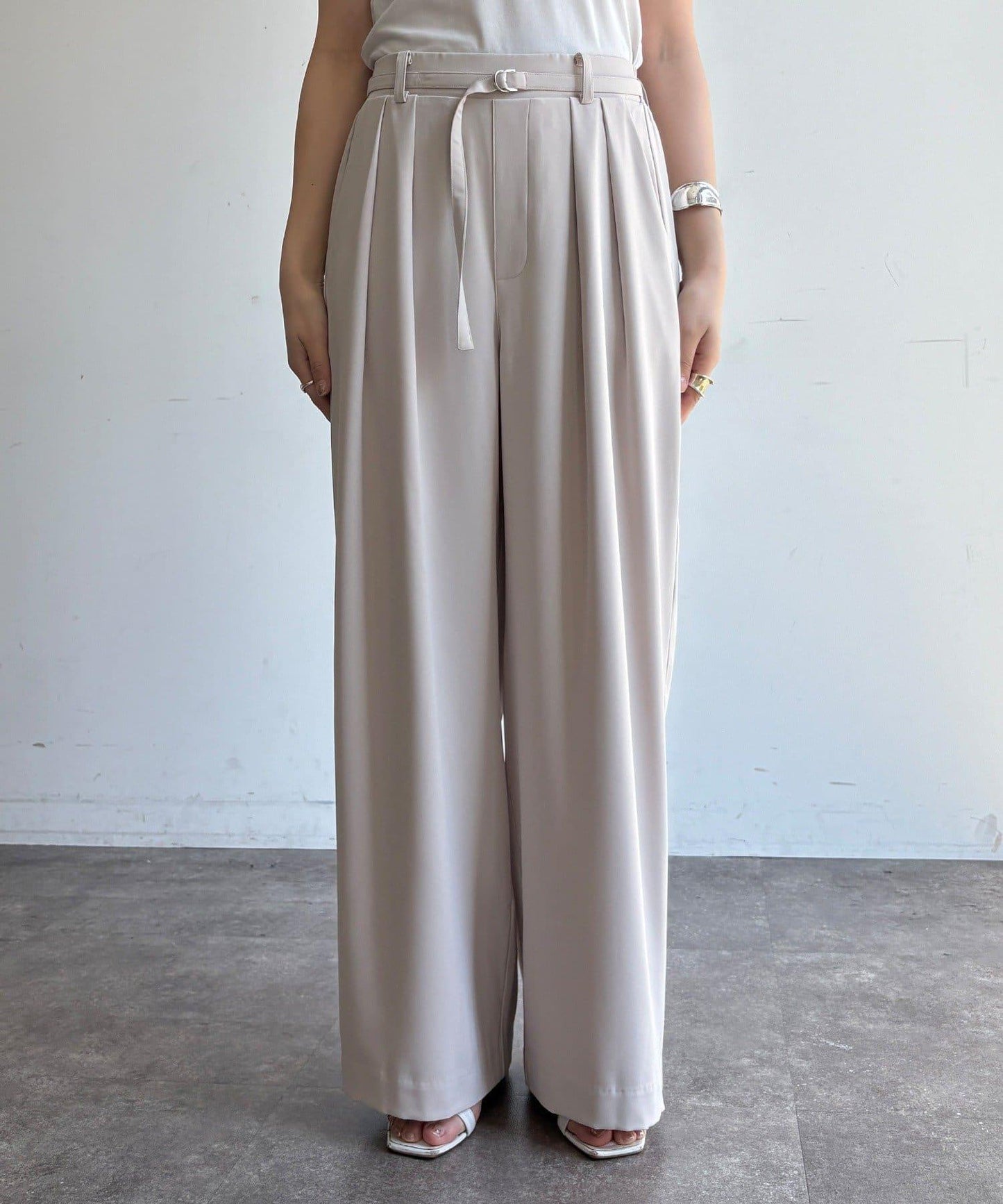 289015333
