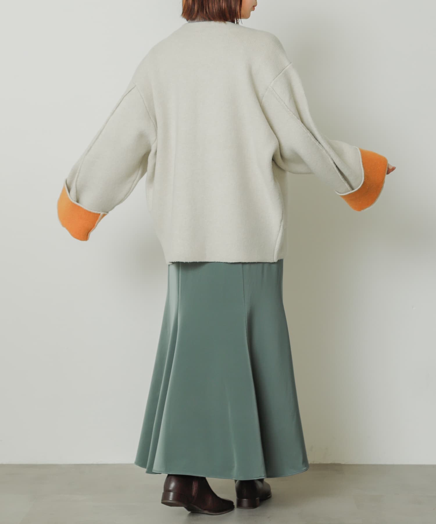 101621871