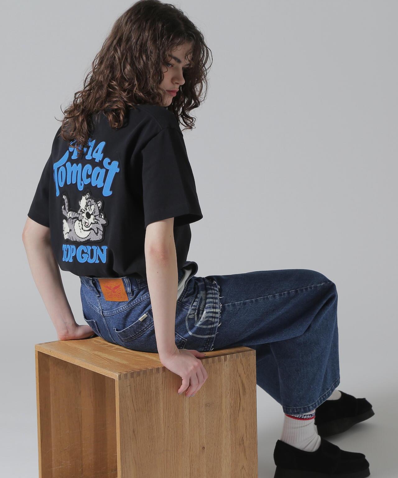 153993842