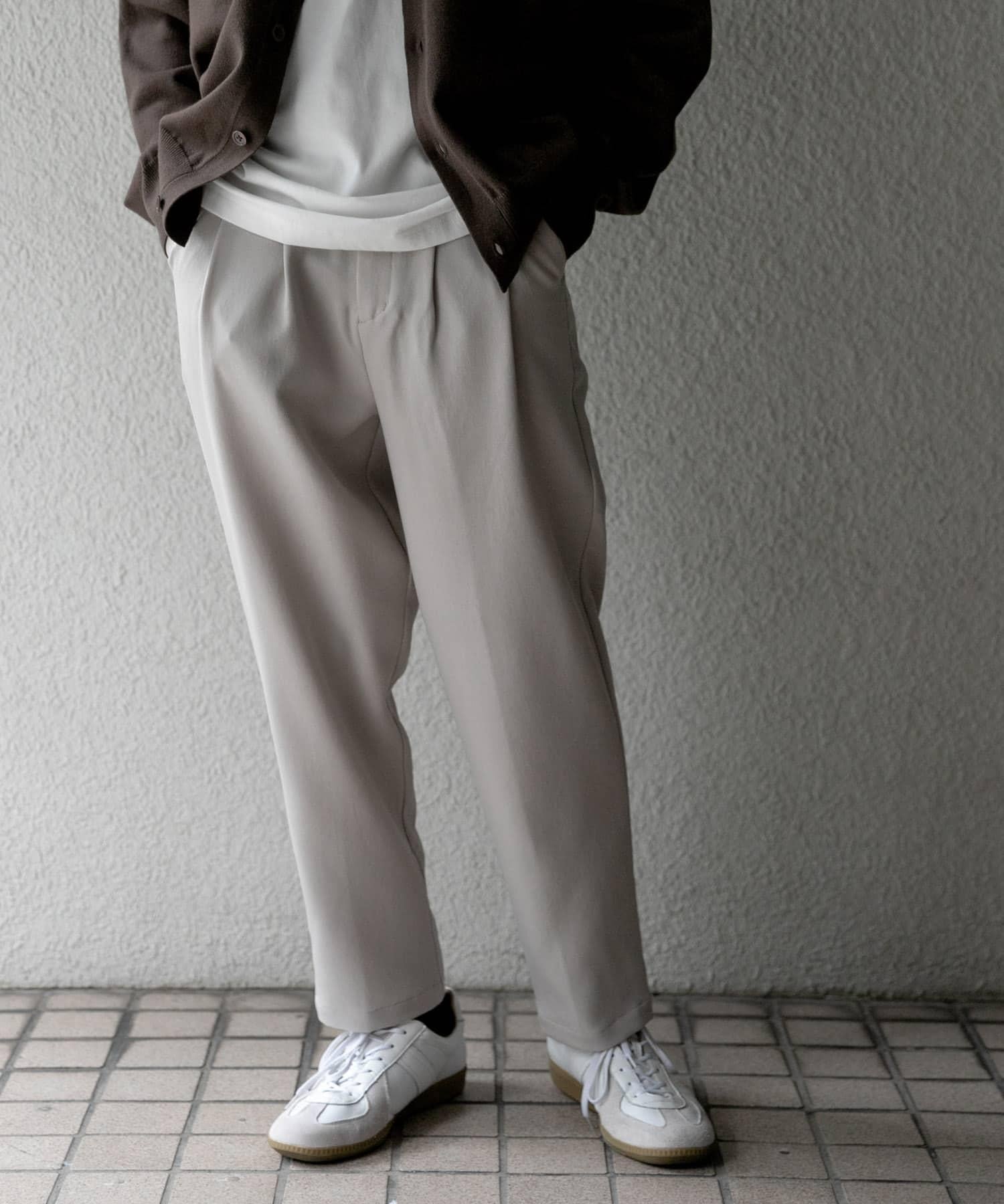 166051922