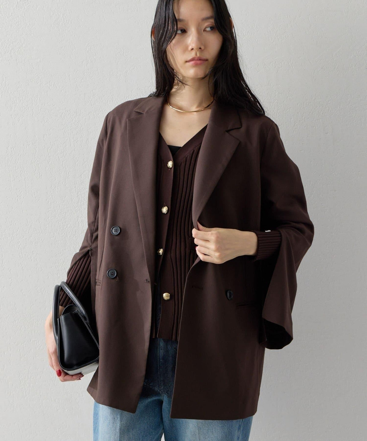 172935892