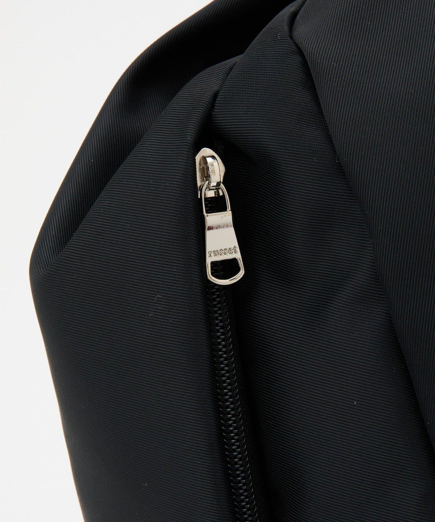 162577838