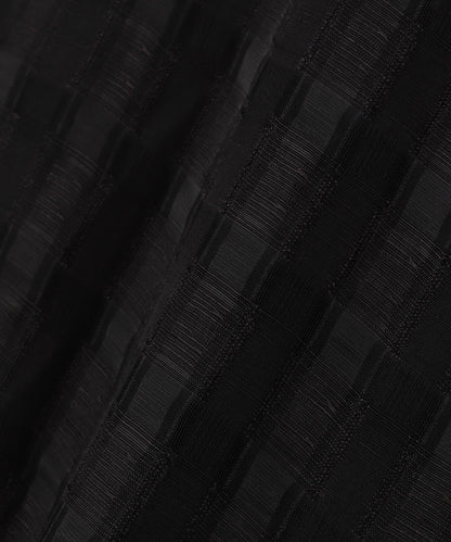 157082263