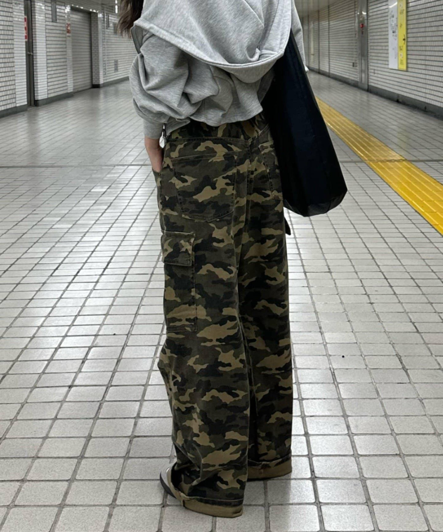 170140236