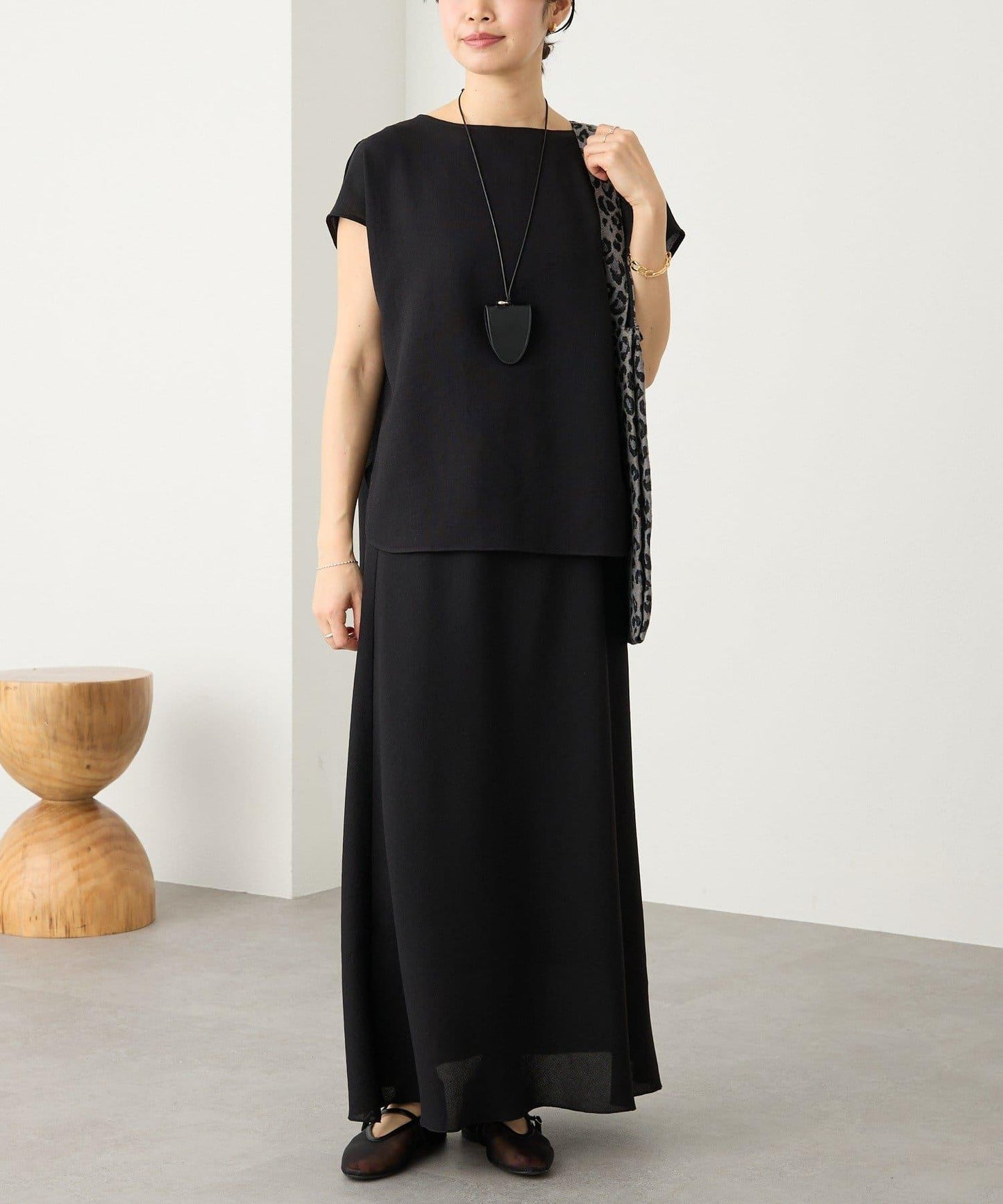 288834488