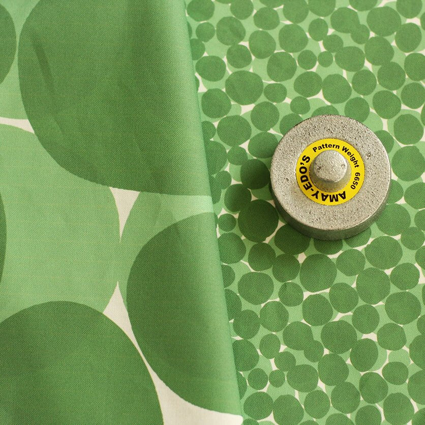 100857922