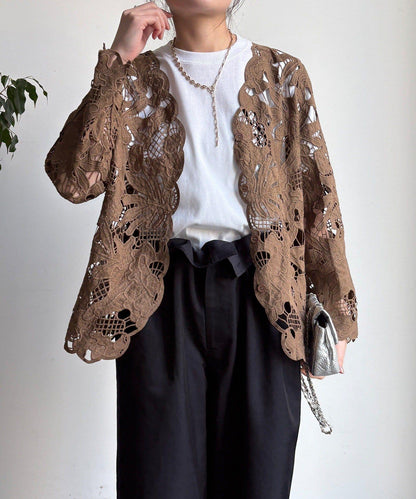 284191712