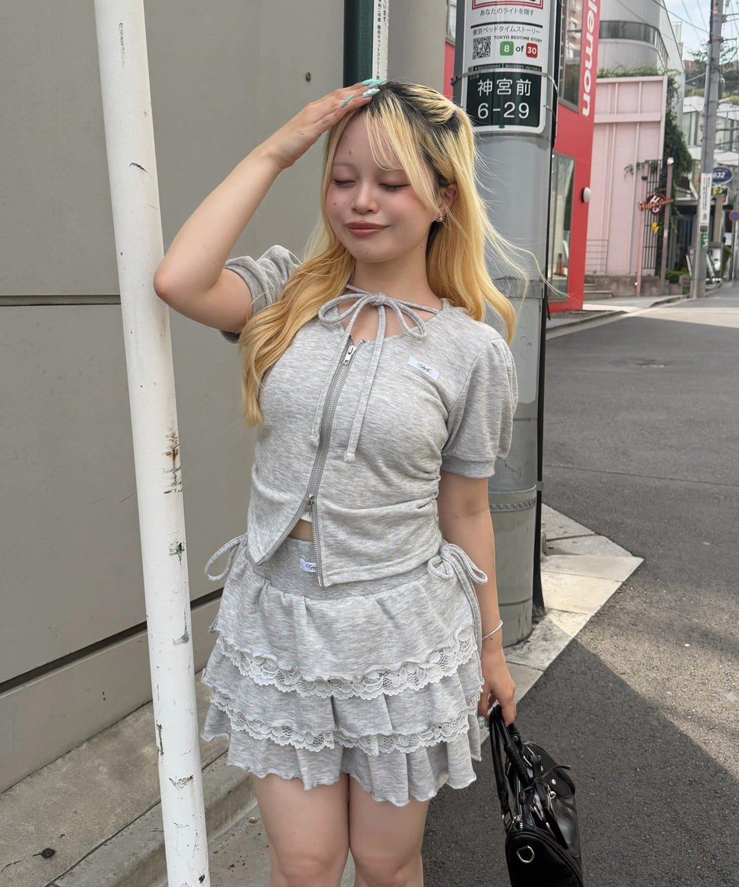 172072677