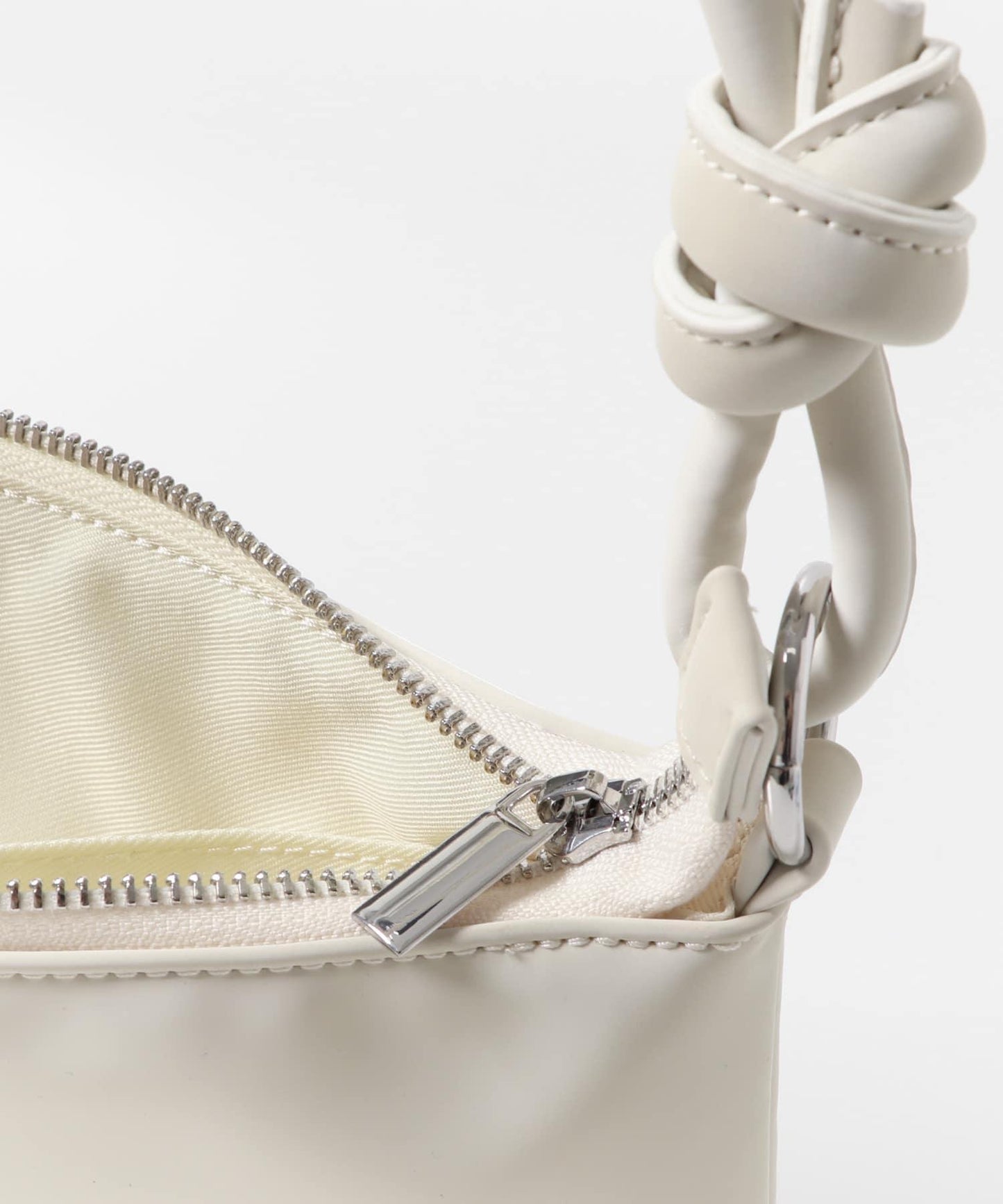269467538