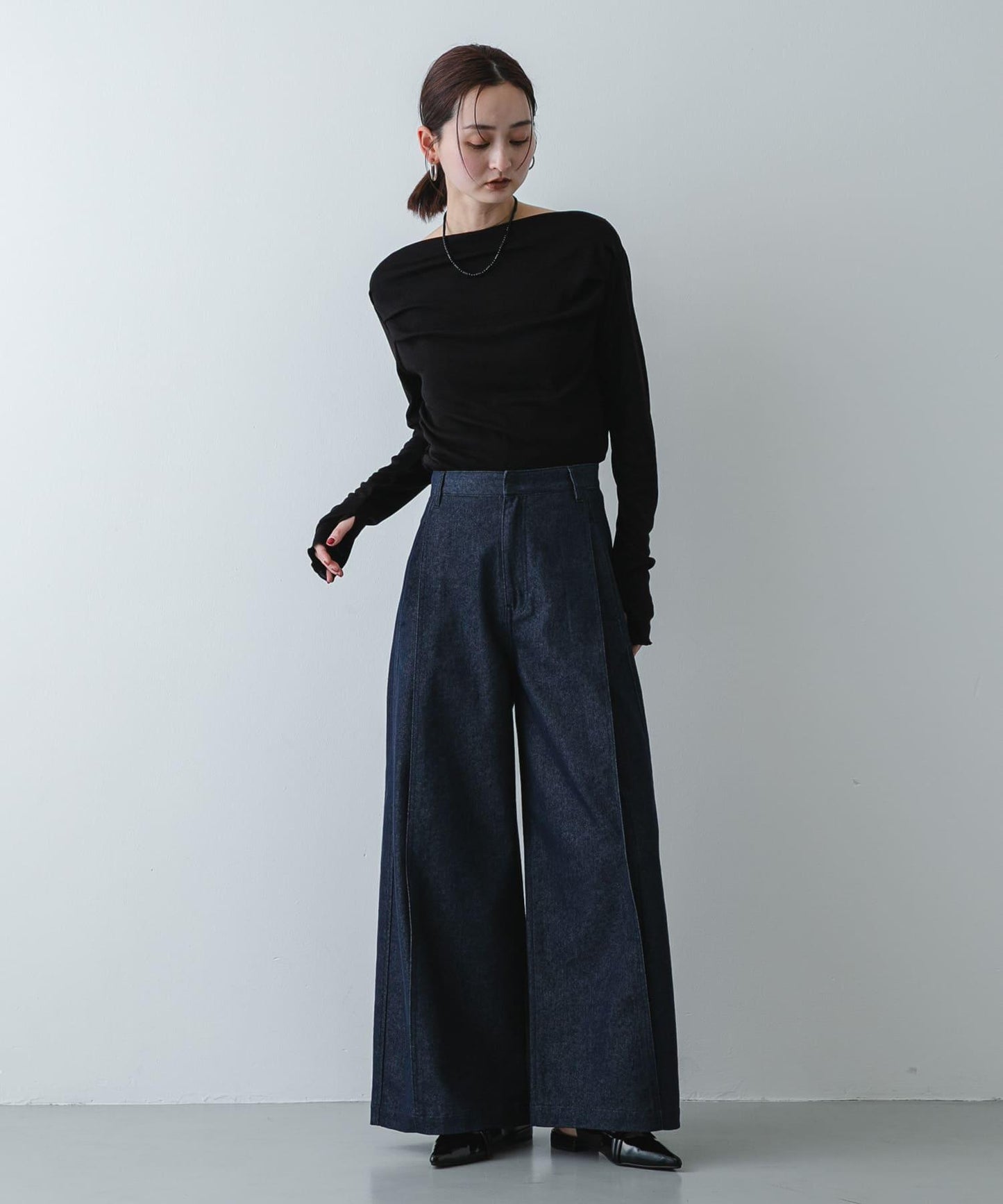 283005383