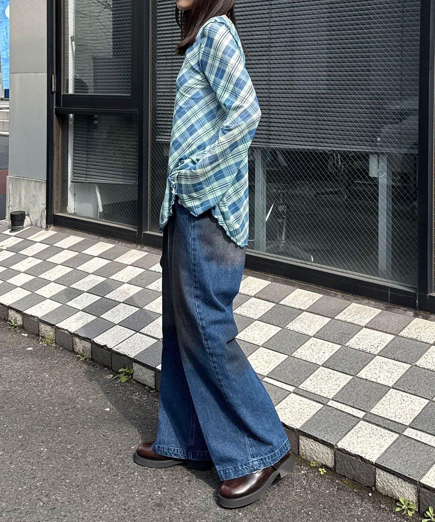 285477734