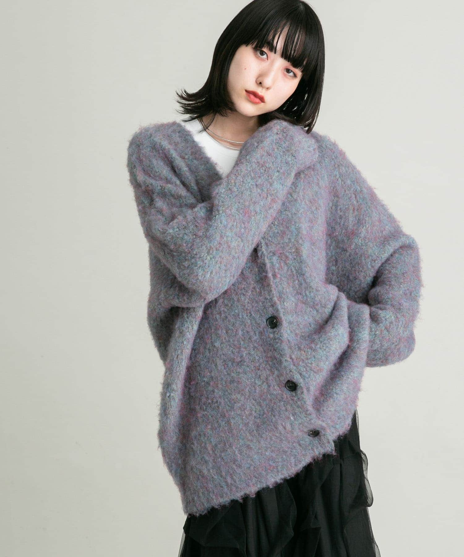 102810699