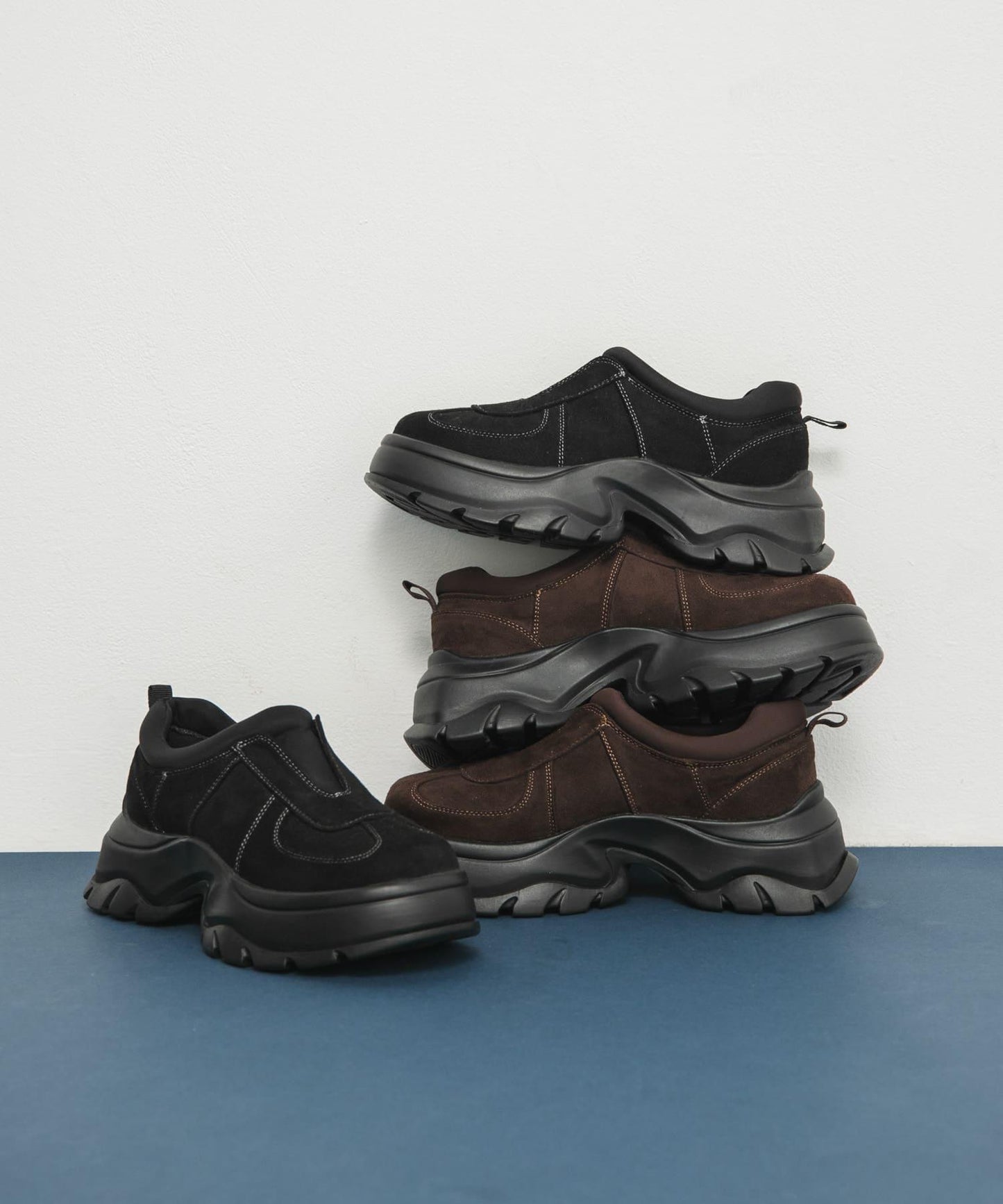 162444447