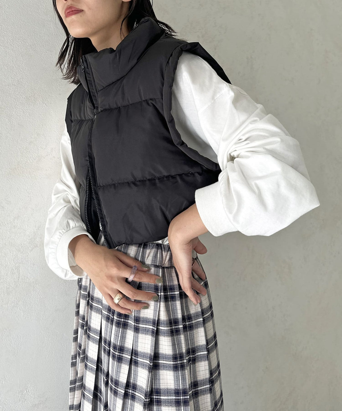 101325768