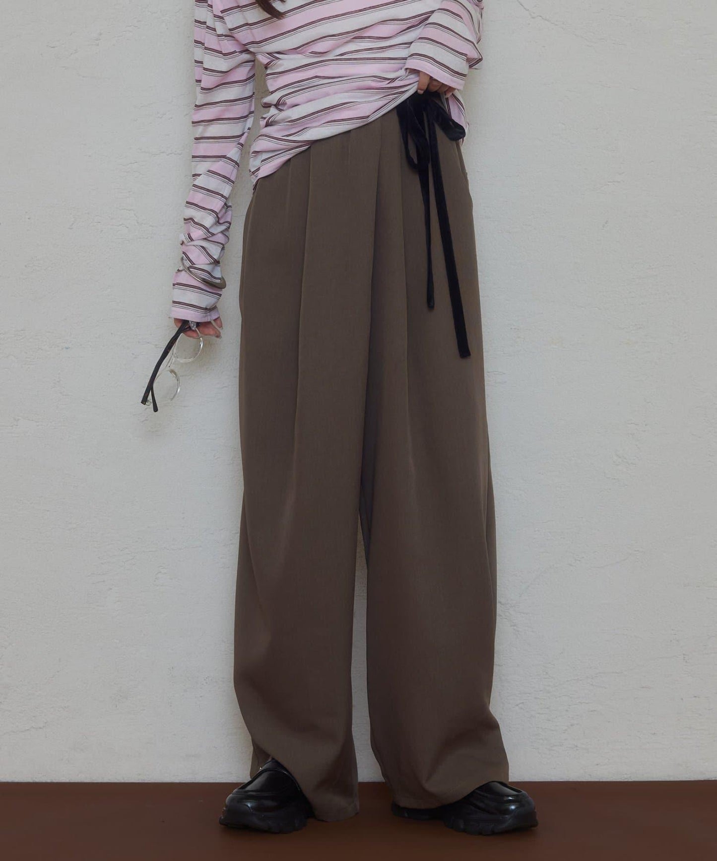 171693882