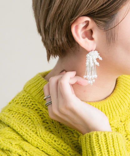 102811999