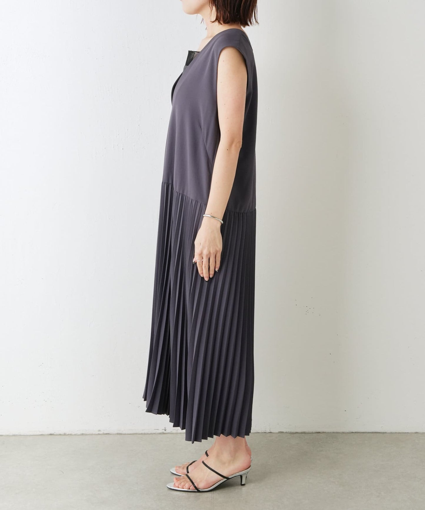 113325089