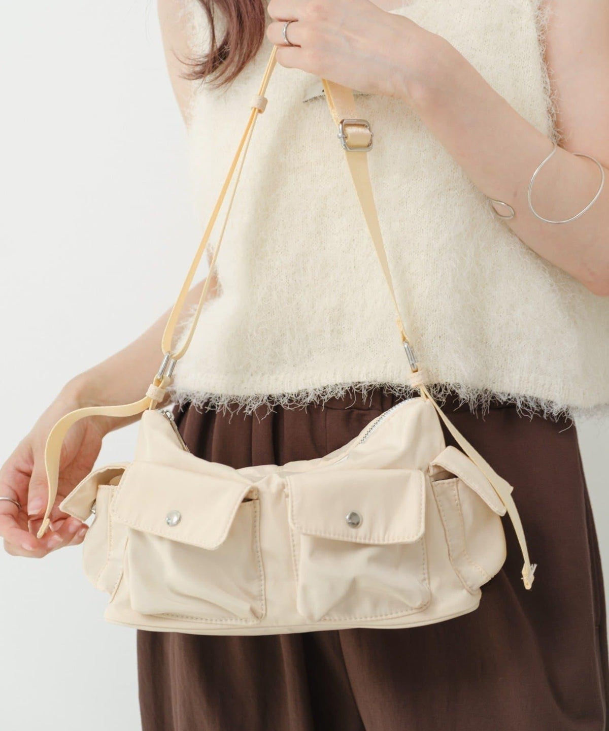 172605604