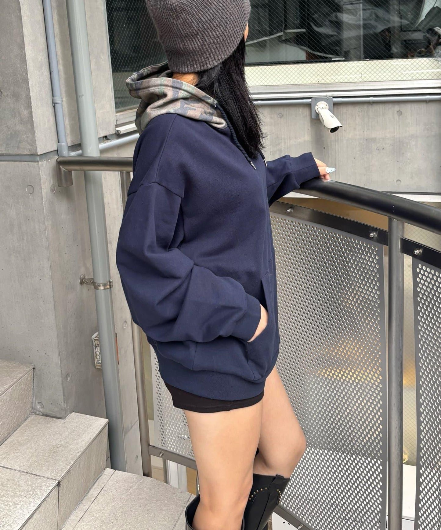167284671