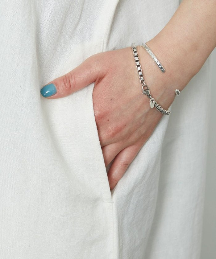 92383485