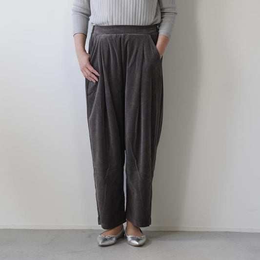 NARU (ナル) | ヴィンテージベロア タックワイドパンツ (khaki gray / black) | ボトムス シンプル  お灑落 (656220)