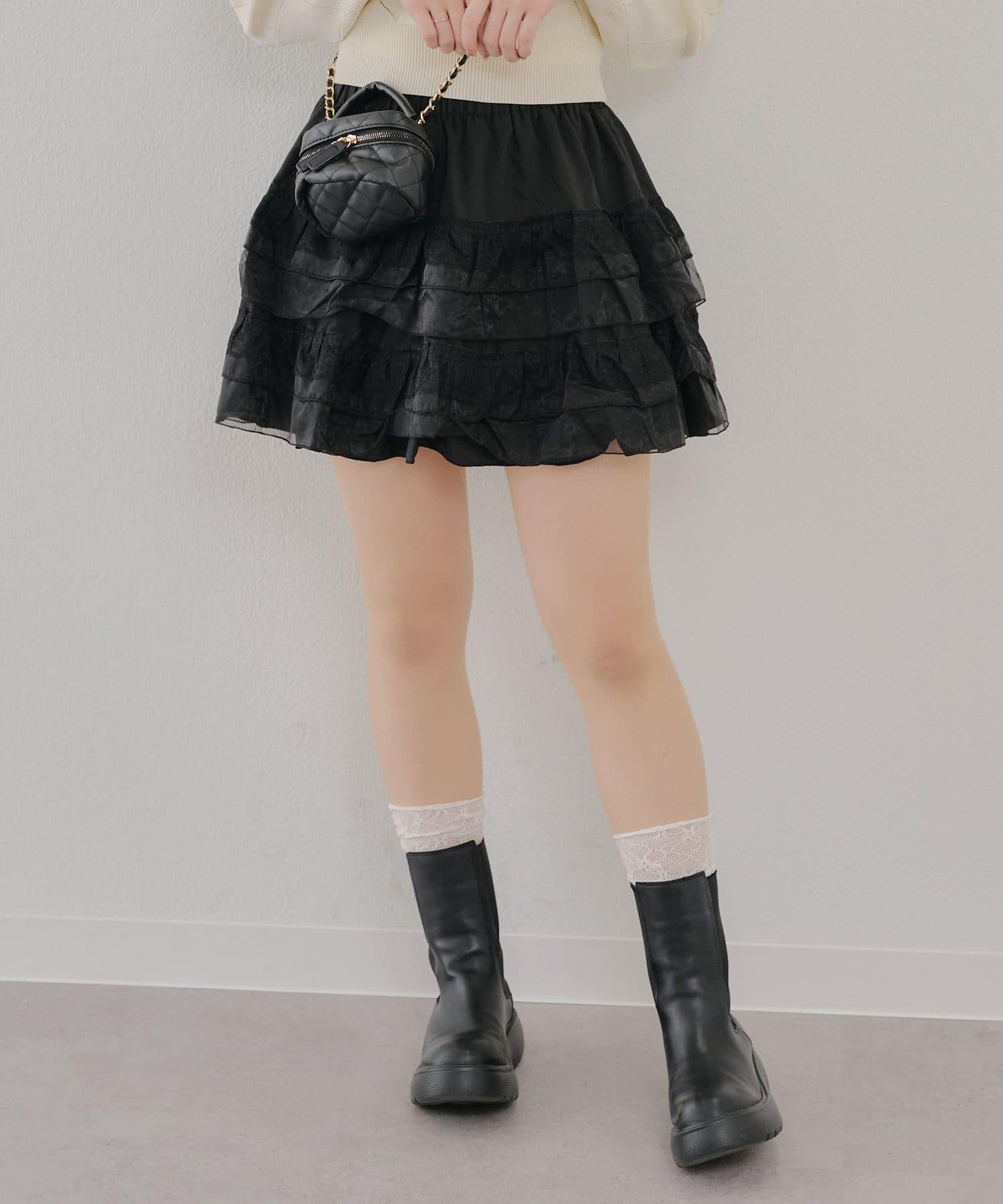 150966102