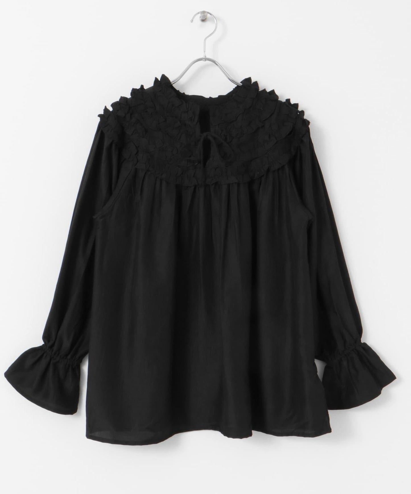 151075402