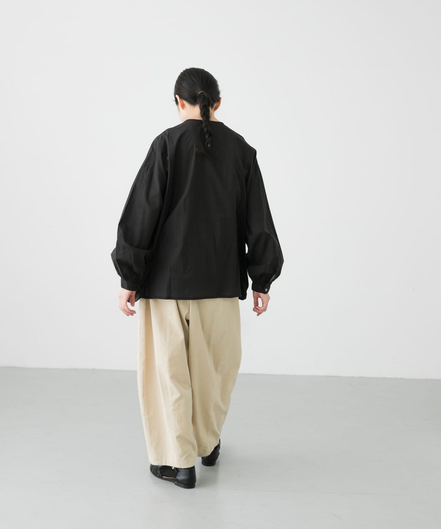 100621624