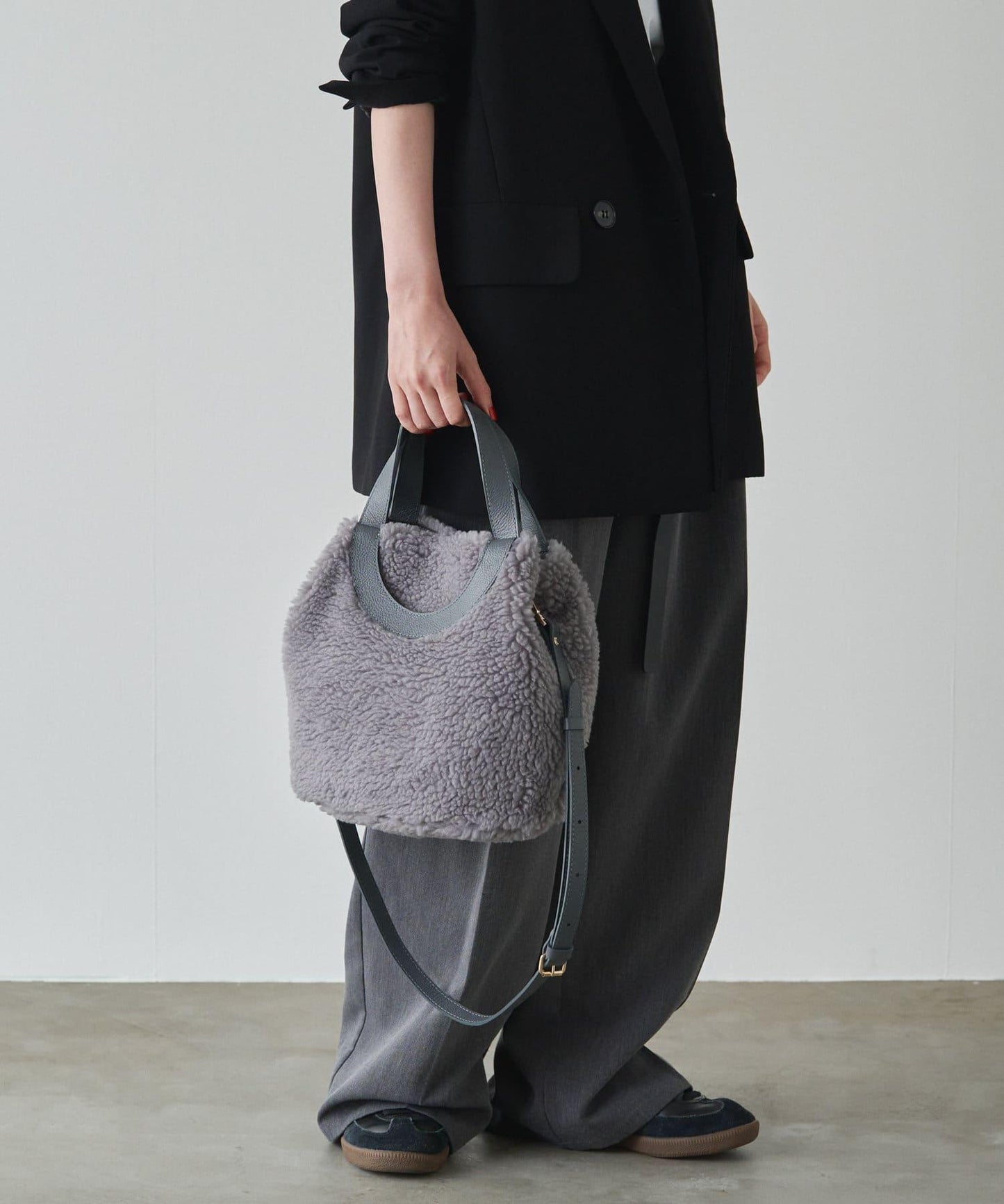 140915459