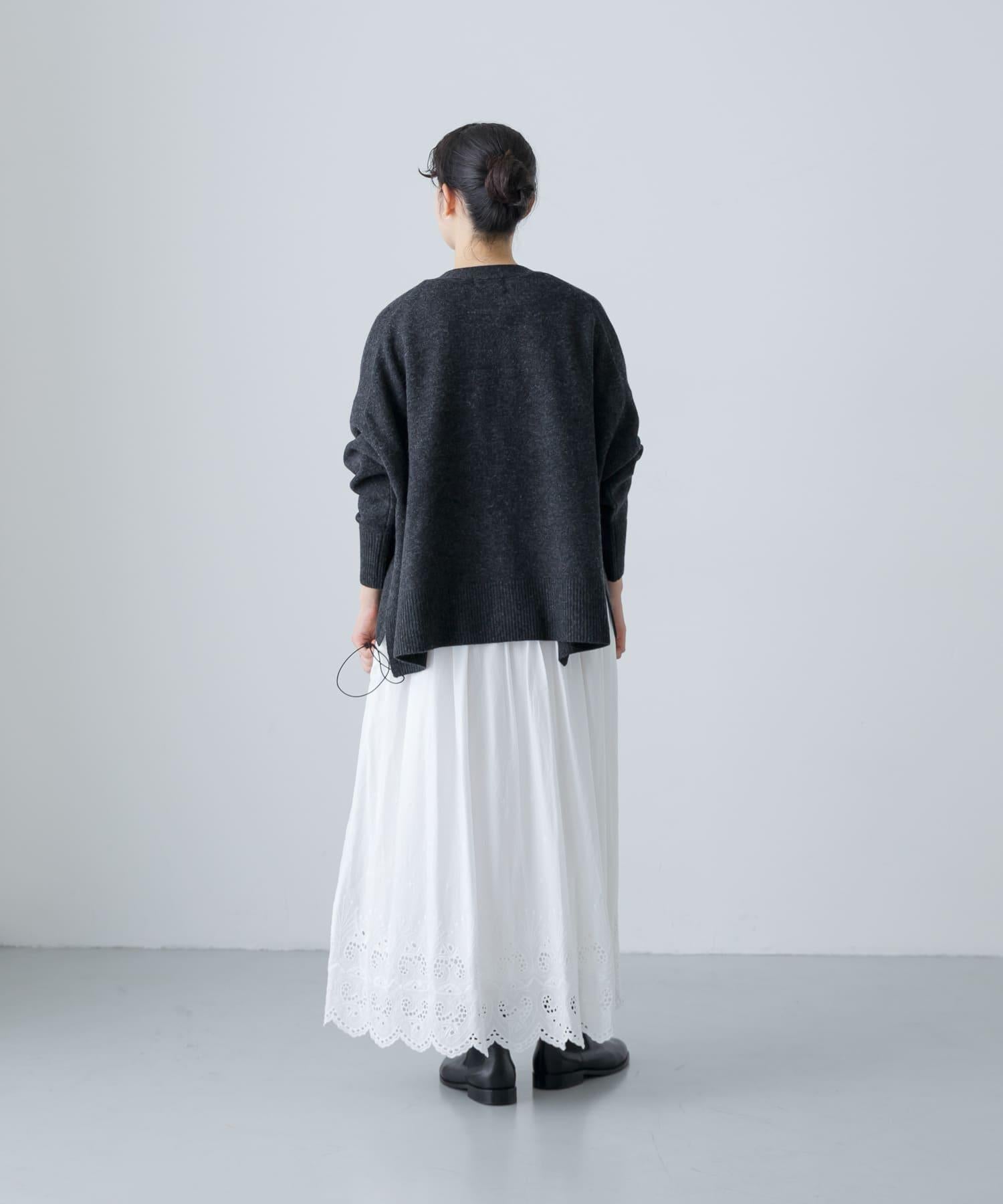 142553054