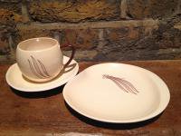 100989366