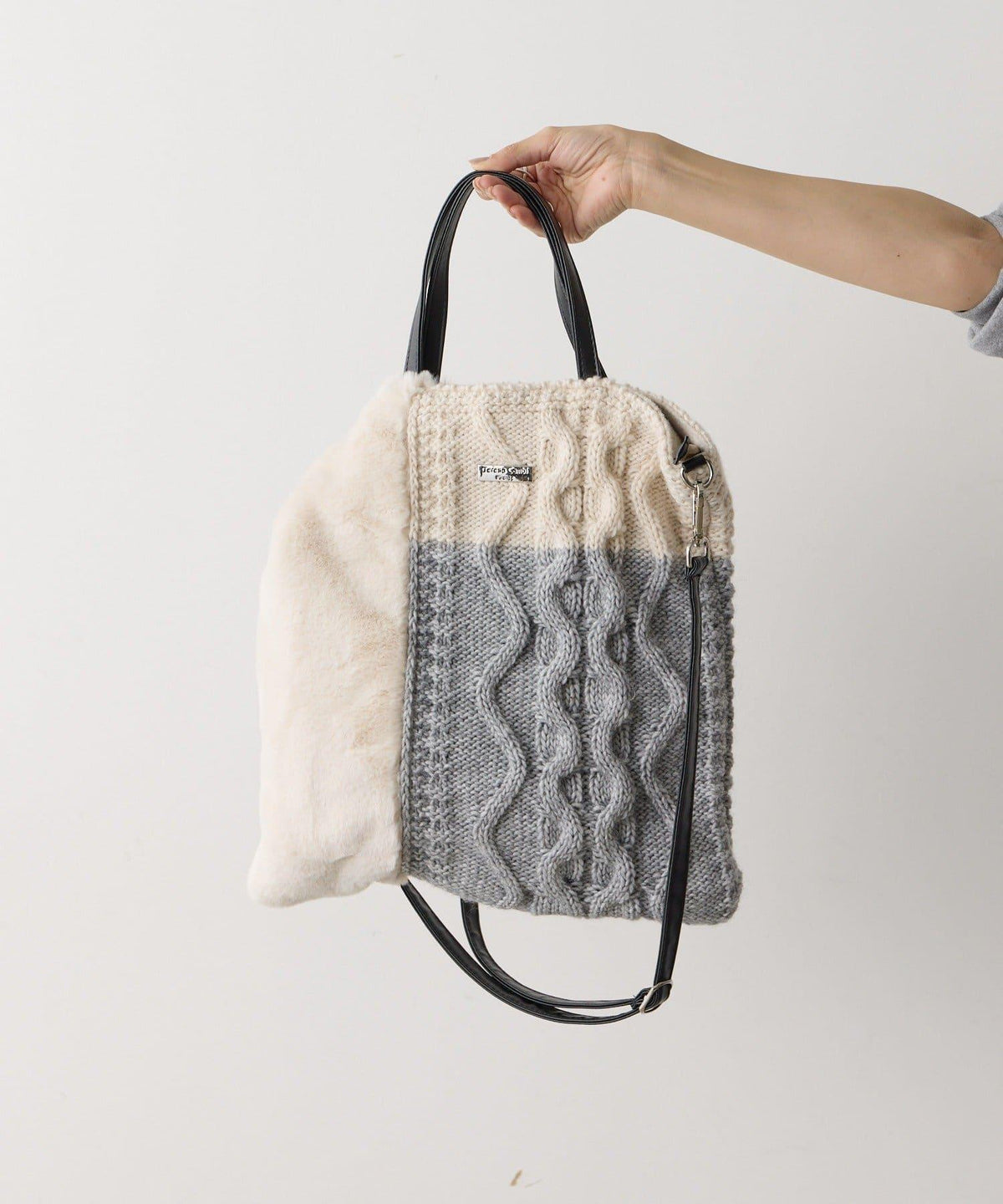 174108478