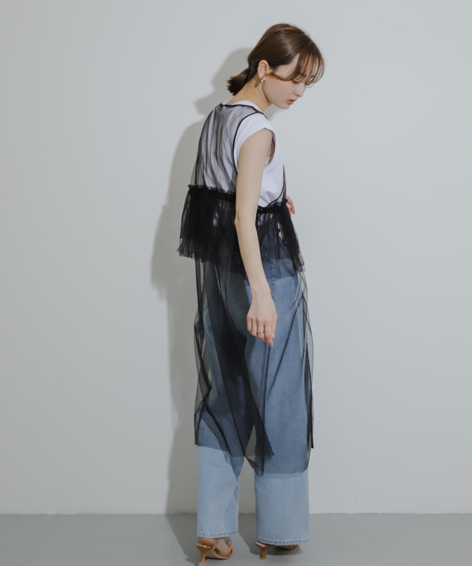 130568152