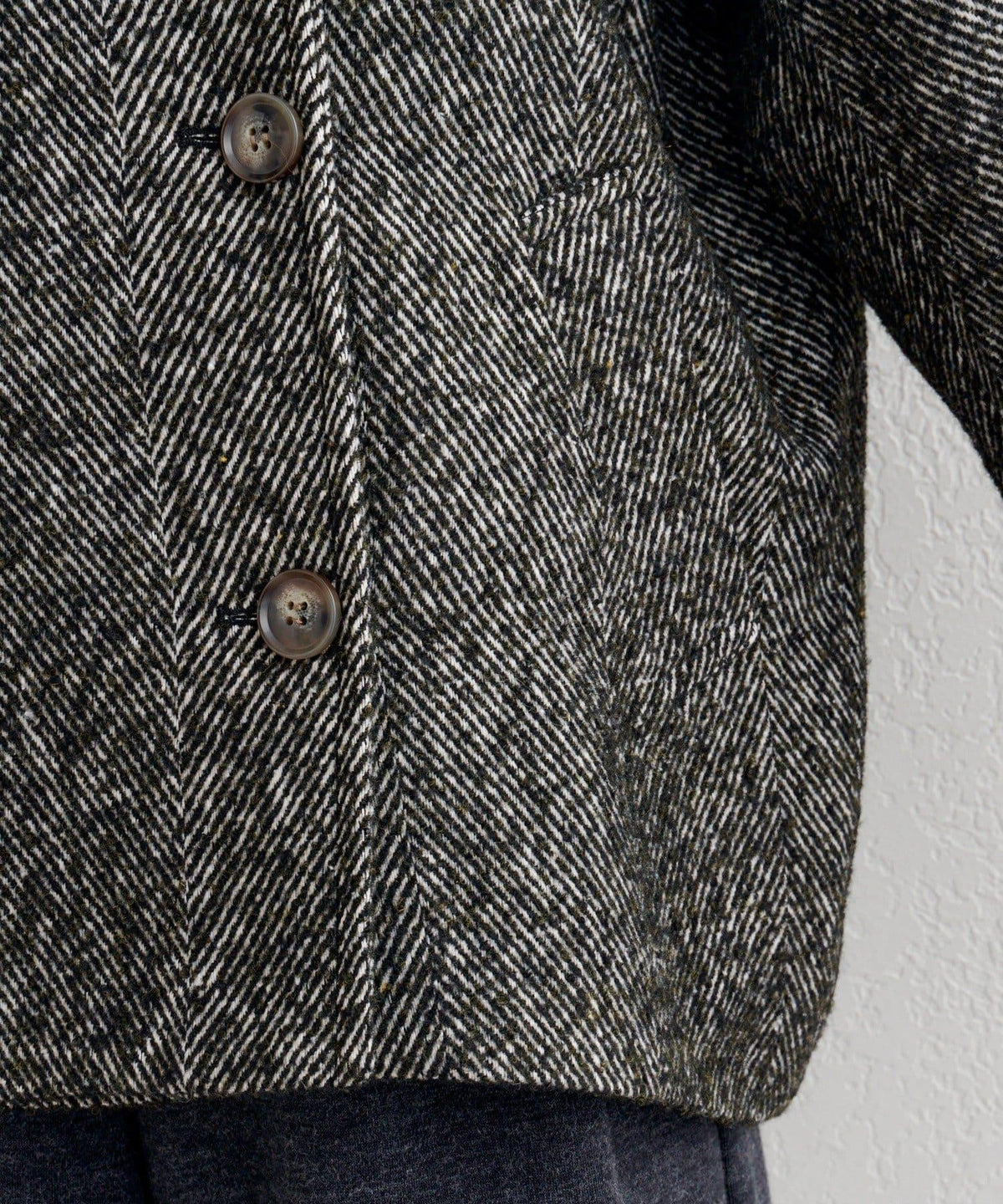 168022502
