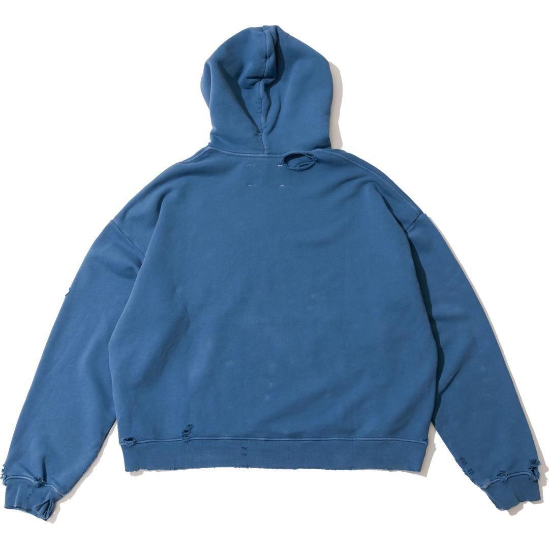 156718174