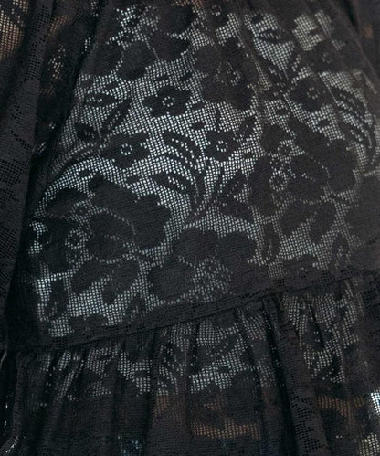 152572405