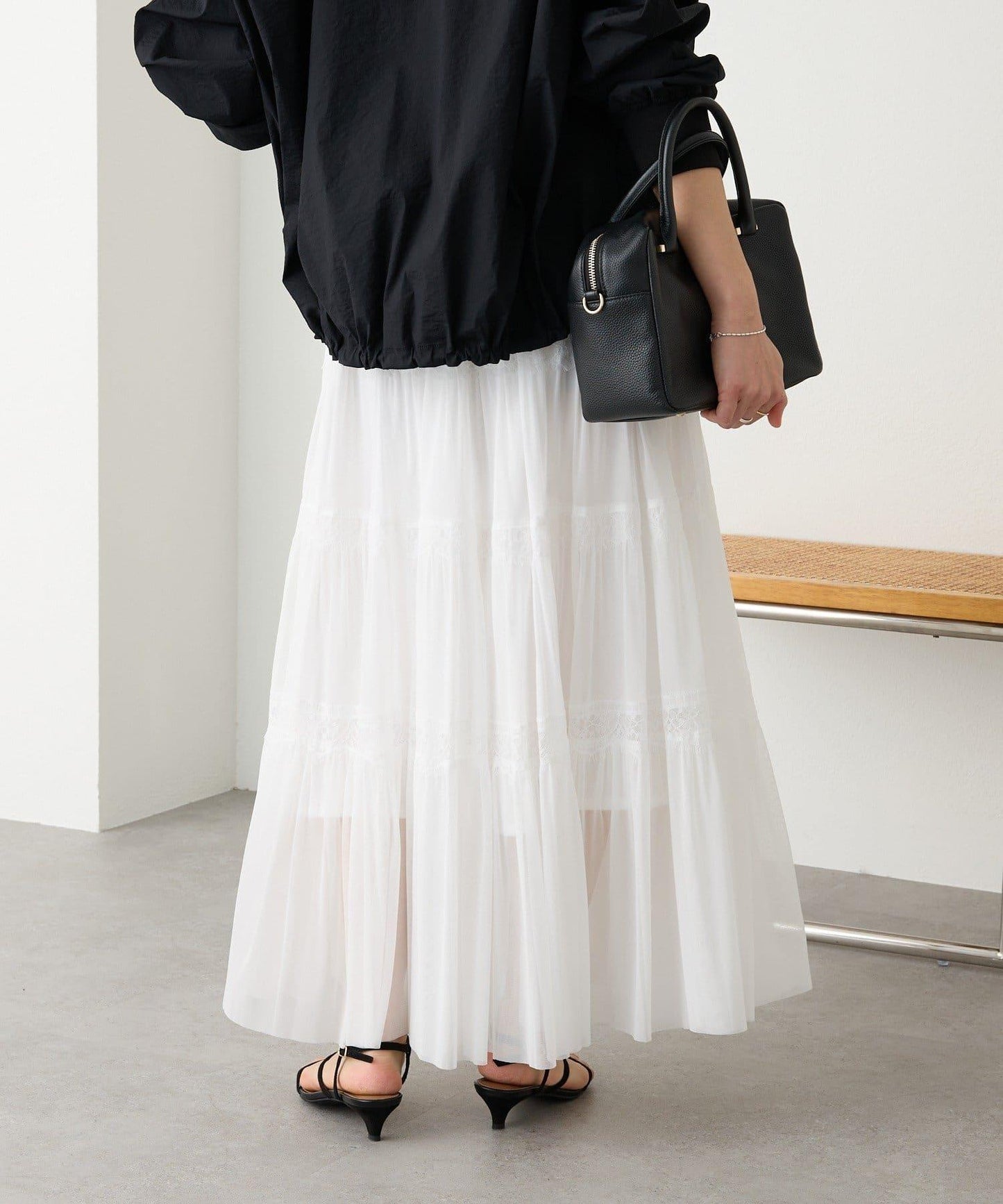 169569653