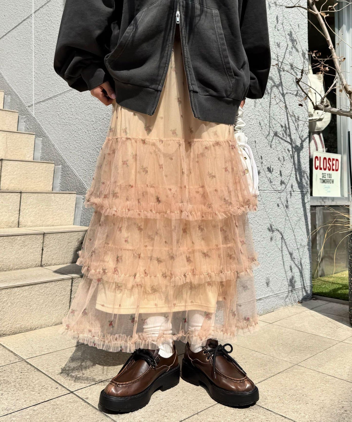 169008960
