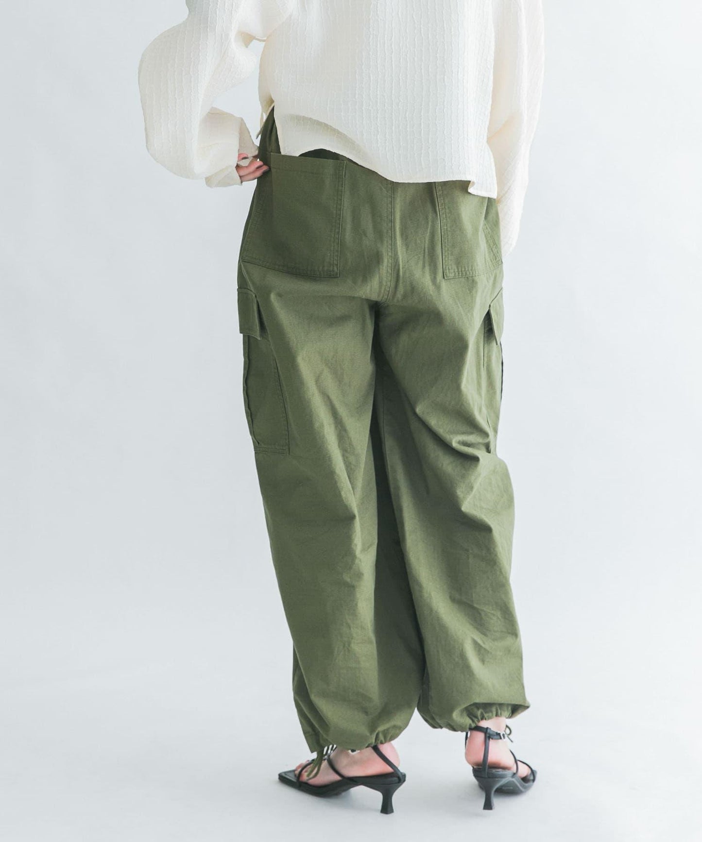 166031453