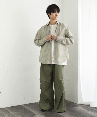 166067656
